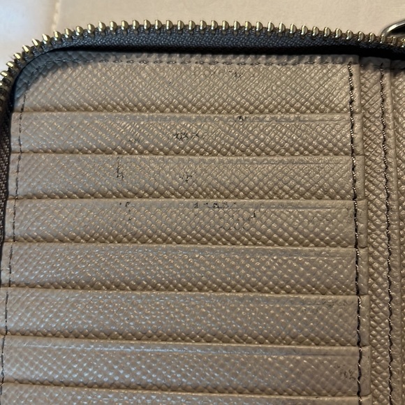 Tory Burch Gray Zip Around  Wallet - Picture 13 of 13